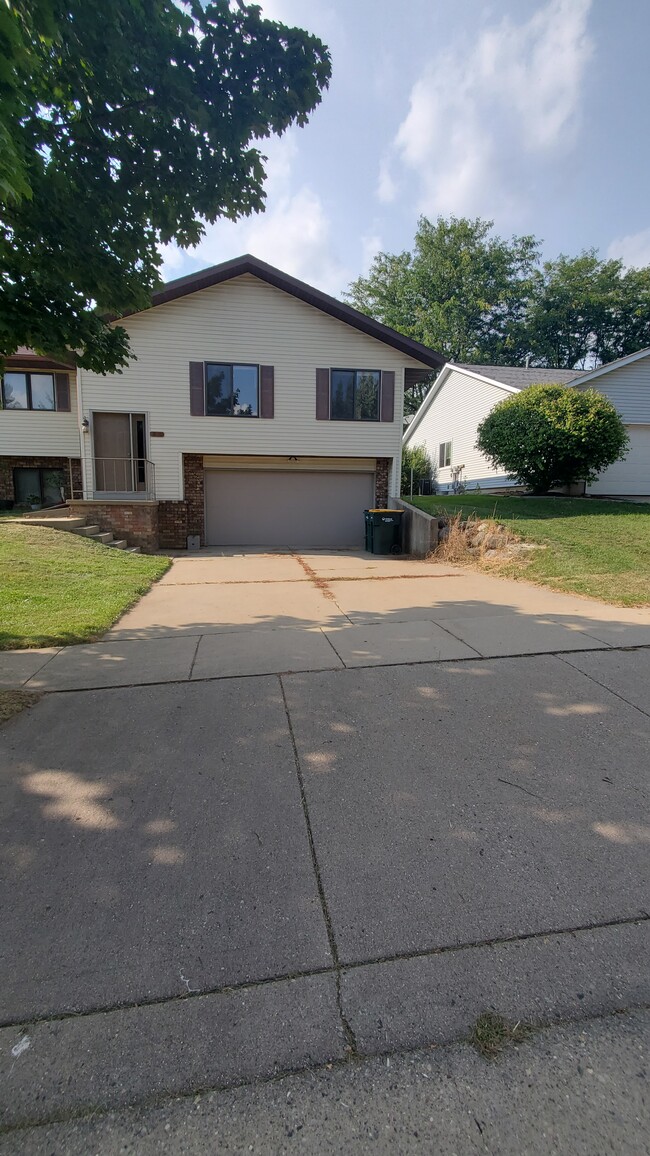 property at 719 Crawford Dr