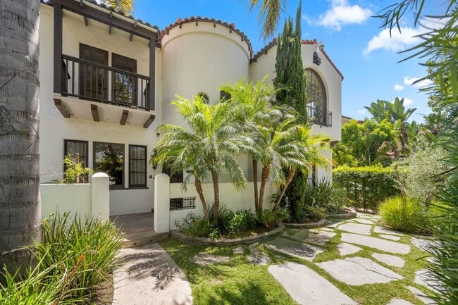 property at 6228-6228 W 6th St