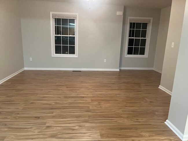 233 Telluride Drive in Broadway, VA - Building Photo - Building Photo
