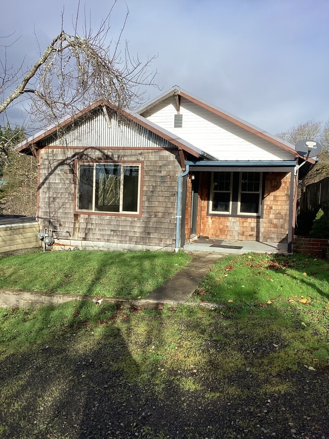 property at 442 NE 1st St