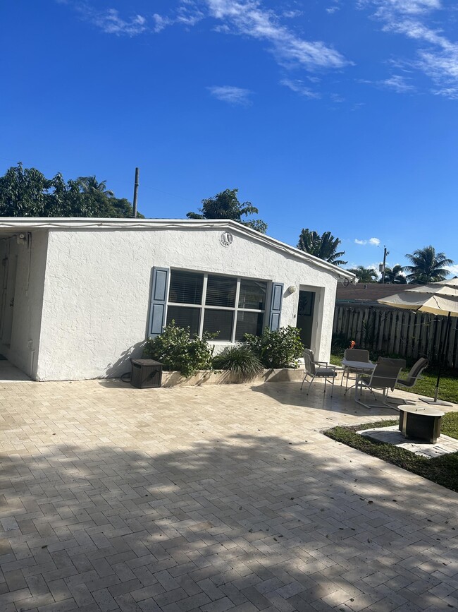 1646 NE 7th Ave in Fort Lauderdale, FL - Building Photo - Building Photo