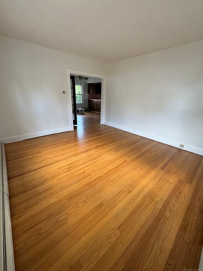 52 Tracy Ave in Torrington, CT - Building Photo - Building Photo