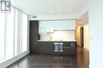 5 Buttermill Ave. in Vaughan, ON - Building Photo - Building Photo