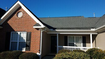 3938 Parkview Ct in Winston-Salem, NC - Building Photo
