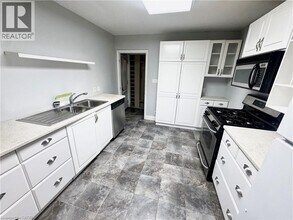 2575 Binbrook Rd in Hamilton, ON - Building Photo - Building Photo