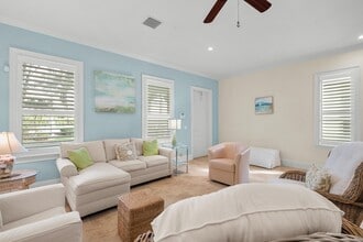 10187 S Ocean Dr, Unit 1 in Jensen Beach, FL - Building Photo - Building Photo