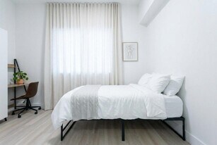 1110 NW 7th St in Miami, FL - Building Photo