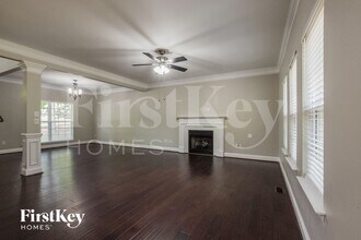 406 Sardis Rd N Alt Rd in Charlotte, NC - Foto de edificio - Building Photo