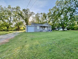 782 Mt Bethel Rd in Mcdonough, GA - Building Photo