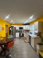633 NE Larkspur Ln in Port St. Lucie, FL - Building Photo - Building Photo