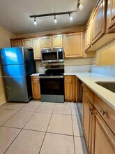 3470 Foxcroft Rd in Miramar, FL - Building Photo - Building Photo