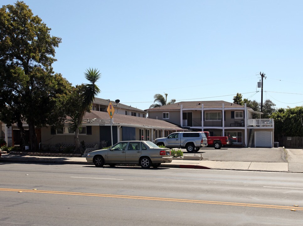 El Flamenco in Santa Barbara, CA - Foto de edificio
