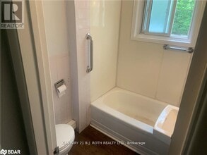 510 Muskoka Beach Rd in Gravenhurst, ON - Building Photo - Building Photo