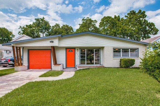 419 E 42nd St, Unit 508, Unit 508