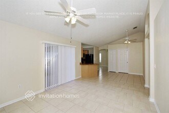 1320 Fallwood Dr in Deltona, FL - Building Photo - Building Photo