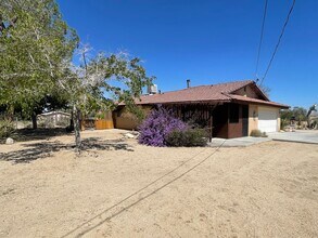 61974 Sunburst Cir in Joshua Tree, CA - Building Photo - Building Photo