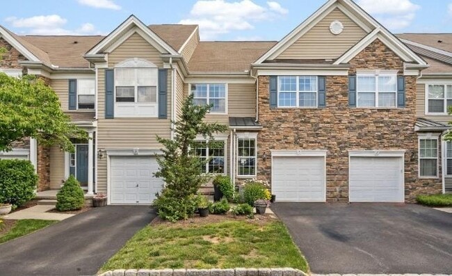 property at 5 Case Ct