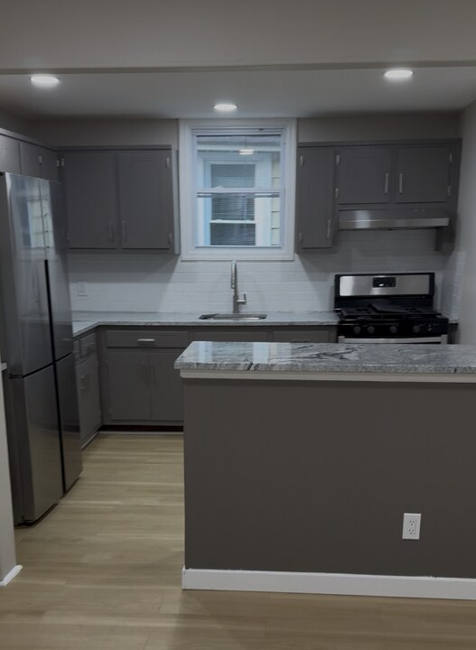 22 Weaver Ave in Bloomfield, NJ - Building Photo