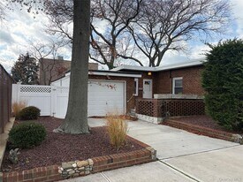 4163 Austin Blvd in Island Park, NY - Building Photo