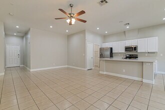 3394 Wasatch Cedars St, Unit 420 in Las Vegas, NV - Building Photo - Building Photo