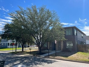 308 Poplar St in College Station, TX - Building Photo - Building Photo