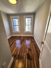 520 Washington St, Unit 3 in Boston, MA - Building Photo - Building Photo