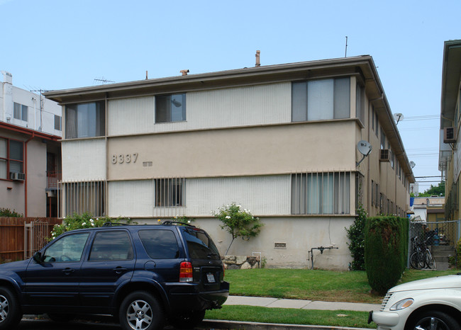 8337 Blackburn Ave in Los Angeles, CA - Building Photo - Building Photo