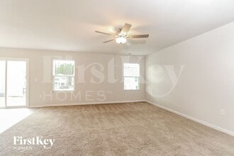 3040 Cres Lk Ln in Charlotte, NC - Building Photo - Building Photo