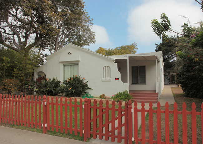 1827 Euclid St in Santa Monica, CA - Foto de edificio - Building Photo