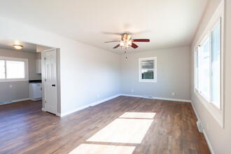 804 Cahill Dr in Cheyenne, WY - Building Photo - Building Photo