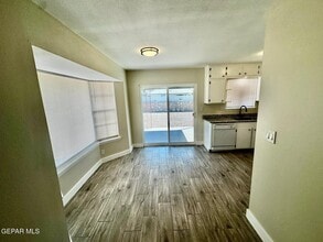 8636 Mettler Dr in El Paso, TX - Building Photo - Building Photo
