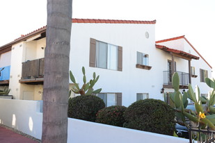 147 Avenida Serra in San Clemente, CA - Building Photo - Building Photo