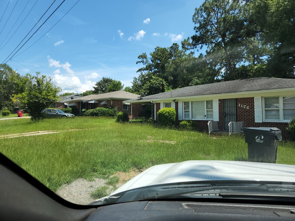 1176 Newberg Ave in Macon, GA - Building Photo