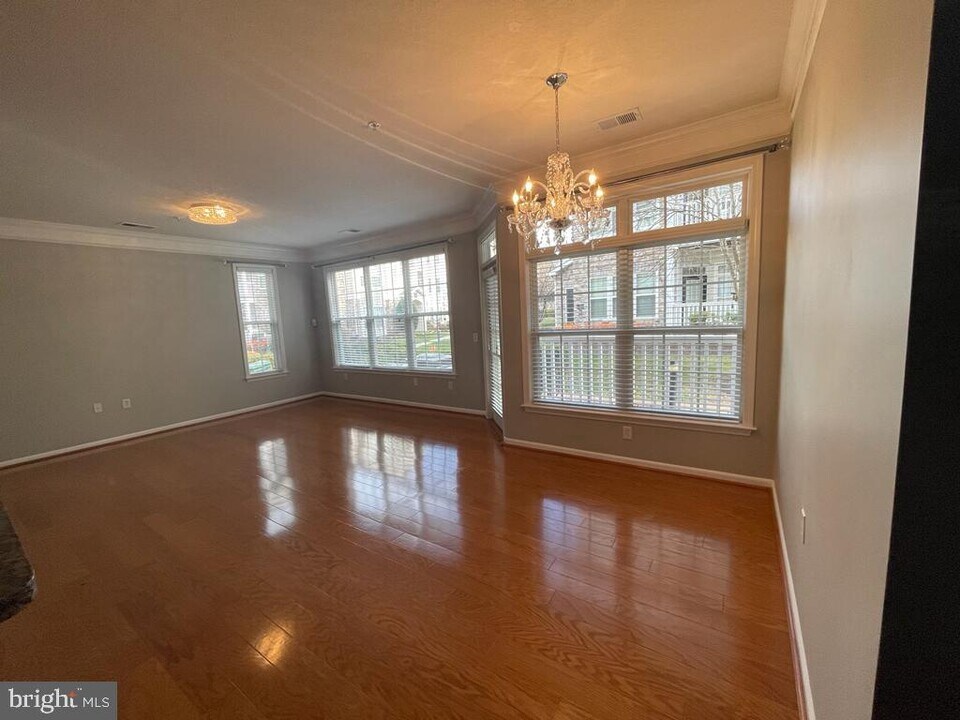 508 Sunset View Terrace SE in Leesburg, VA - Building Photo