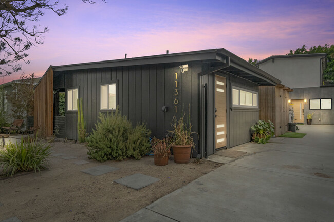 11361 Tenino Ave in Los Angeles, CA - Building Photo - Building Photo