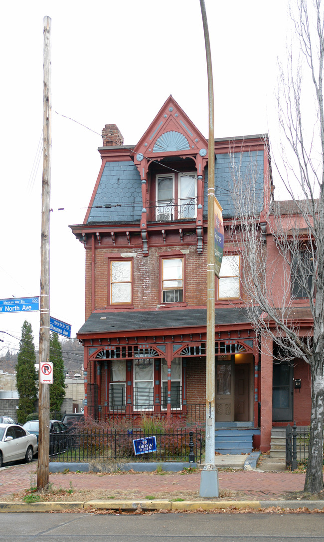 220 W North Ave in Pittsburgh, PA - Foto de edificio - Building Photo