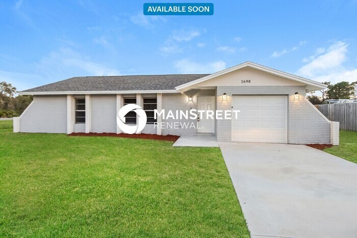 1698 Tilly St SE in Palm Bay, FL - Building Photo