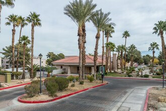 Alexis Heights in Las Vegas, NV - Building Photo - Building Photo