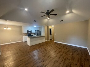 408 W Johnson St in Denison, TX - Building Photo - Building Photo