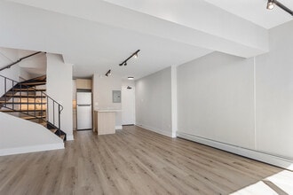 6166 N Sheridan Rd in Chicago, IL - Building Photo - Building Photo