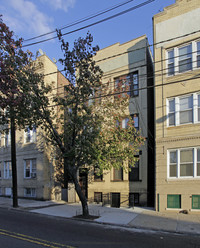 106 Baldwin Ave in Jersey City, NJ - Foto de edificio - Building Photo