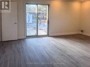 375 Blue Lake Rd in Brant, ON - Building Photo - Building Photo