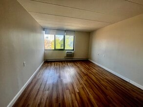 715 Tremont St, Unit 508 in Boston, MA - Building Photo - Building Photo