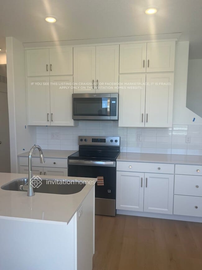 property at 6071 Lower Brk Ln