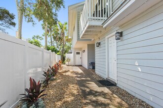 310 2nd St in Atlantic Beach, FL - Building Photo - Building Photo