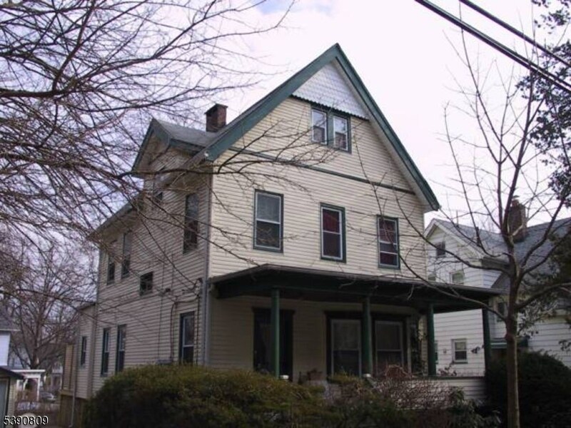 177 Ashland Ave in Bloomfield, NJ - Building Photo