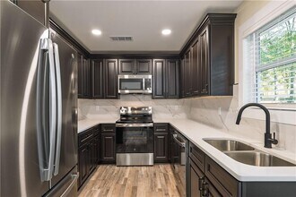 42 Arnold Rd in Cartersville, GA - Building Photo - Building Photo