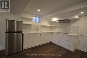 1171 McEachern Ct in Milton, ON - Building Photo - Building Photo