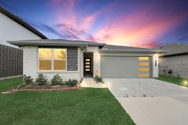 property at 7007 Fleetwood Crescent Wy