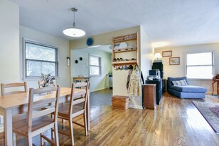 315 E Dodds St in Bloomington, IN - Building Photo